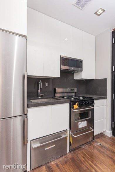 Primary Photo - 2133 2nd Ave