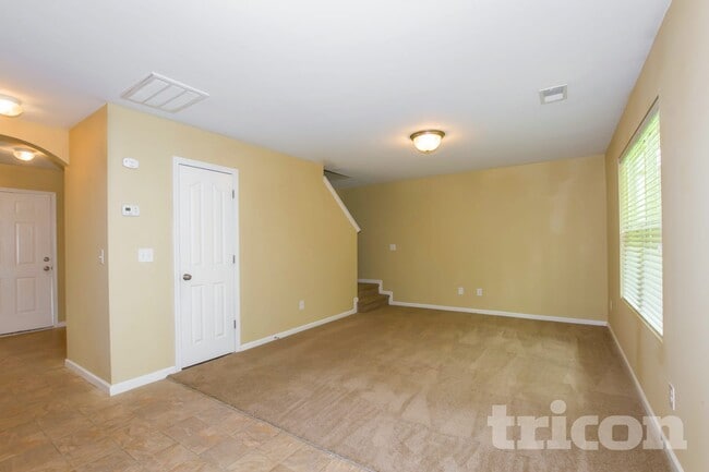 Foto del edificio - 4907 Magnasco Ln