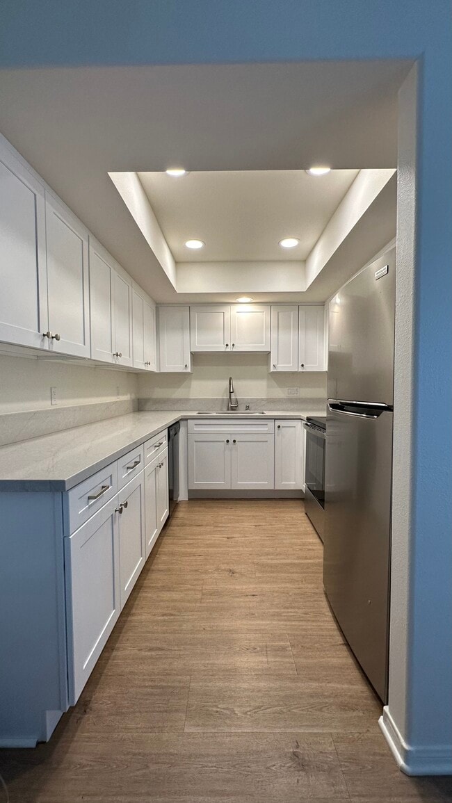 Kitchen has lots of storage. - 939 Sapphire St