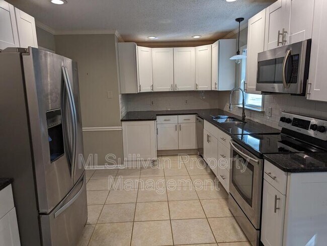 Building Photo - 7416 Ray Rd