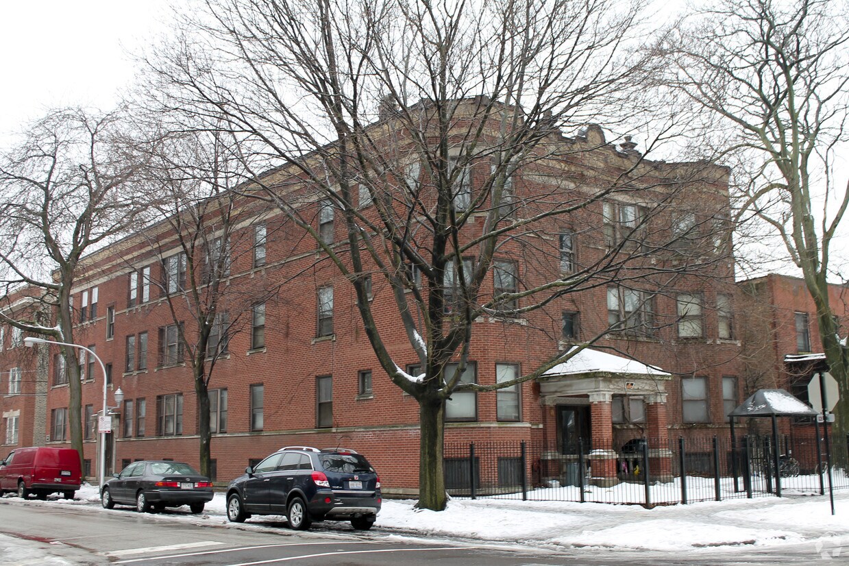Primary Photo - 1301 W Columbia Ave