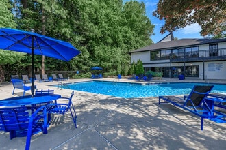 Building Photo - Arbors at East Cobb