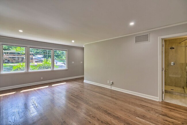Building Photo - 201 Waccamaw Ave