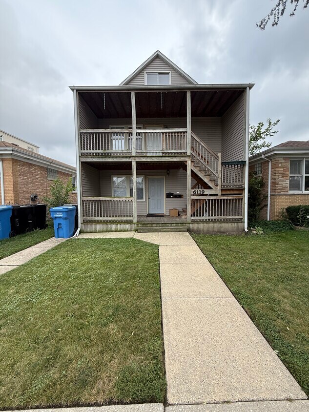 Primary Photo - 6119 W Giddings St