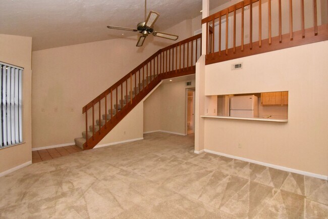 Foto del edificio - 2/2 Townhome in SW Gainesville - Available NOW!