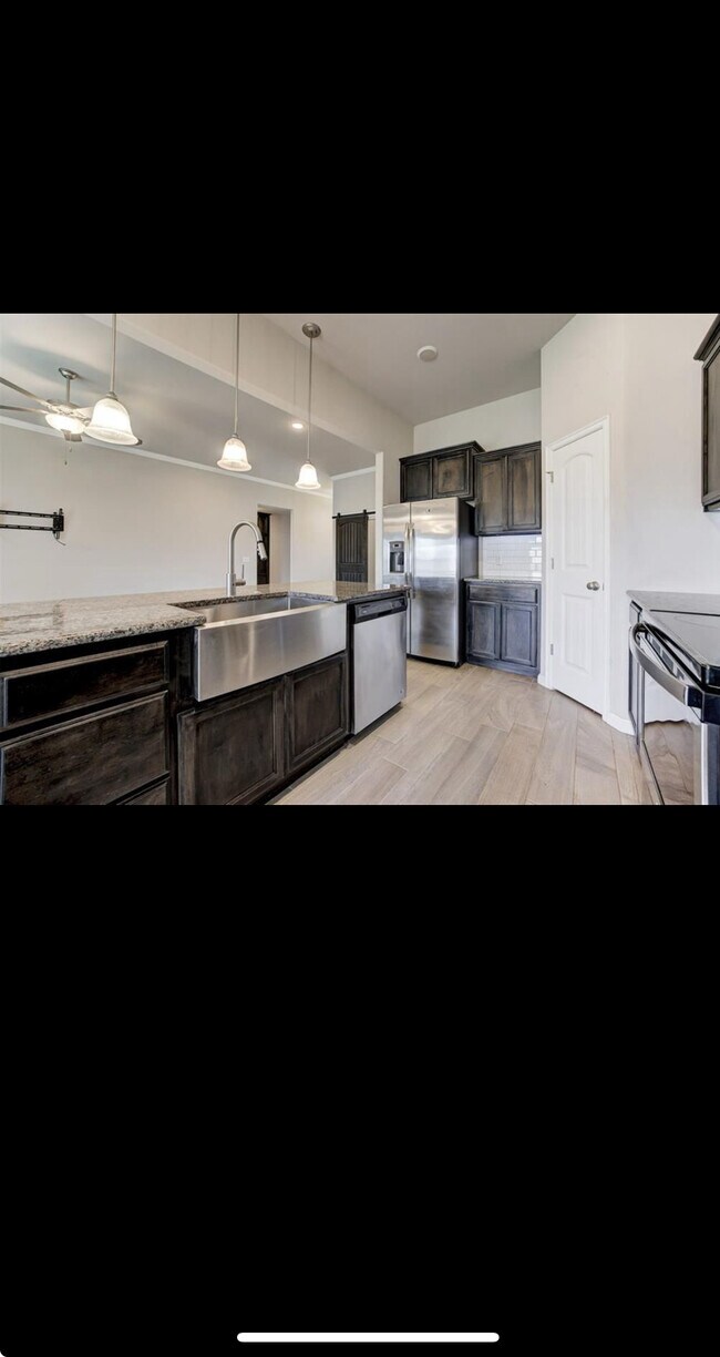 Foto del edificio - 4213 NW 155th St