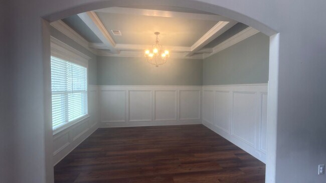Building Photo - 4050 Stowe Dr