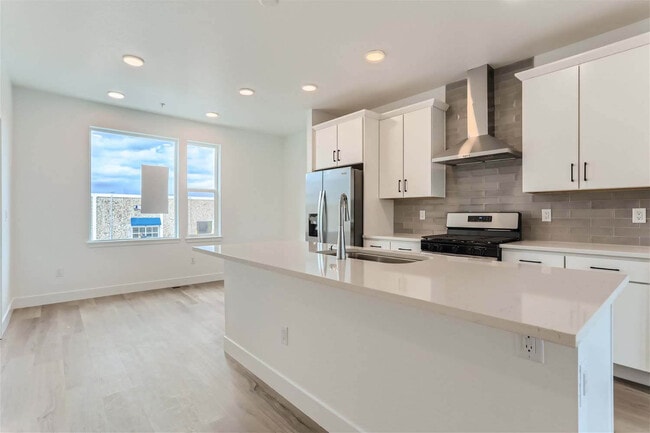 Building Photo - 2748 W 68th Ave