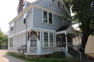 Building Photo - 341 Pearl St