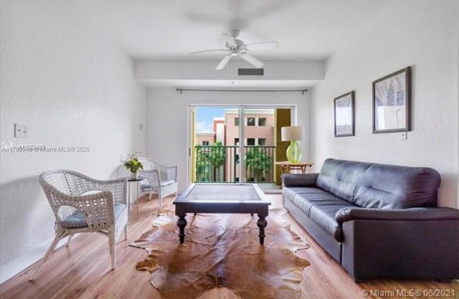 Foto del edificio - 6001 SW 70th St