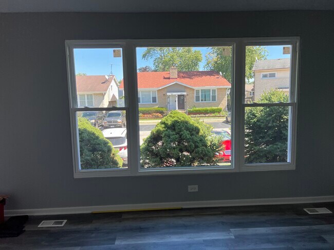 Foto del edificio - 385 Dover Ln