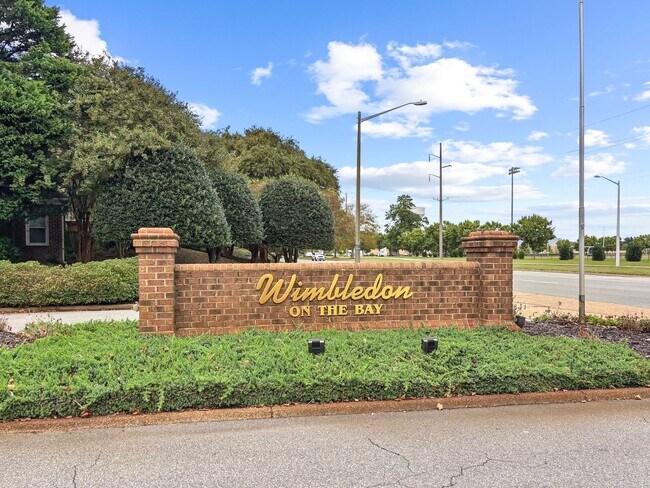 Foto del edificio - Ready NOW! 1st-Time Rental in John B. Dey ...