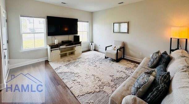 Building Photo - 342 Mcclelland Lp NE