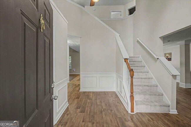Building Photo - 1590 Waterway Pl SW