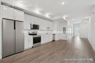 Building Photo - 2209 N 7th St