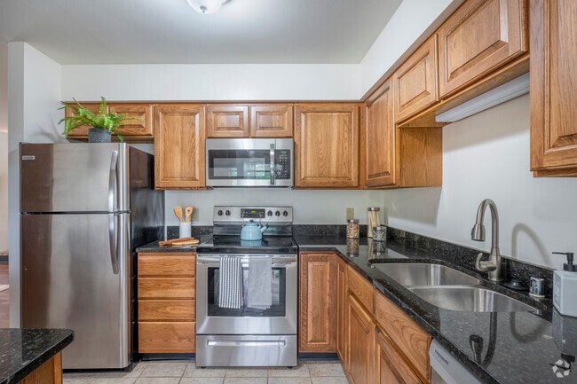 Interior Photo - Sauk Creek