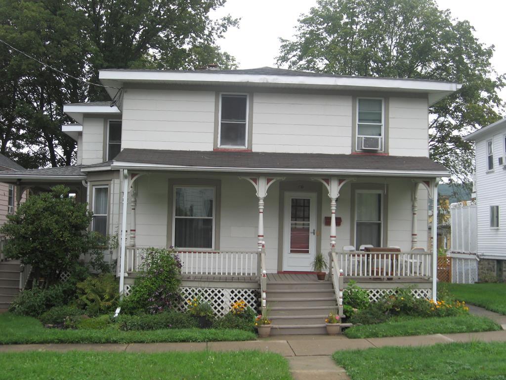 33 W 4th St, Corning, NY 14830 House Rental in Corning, NY