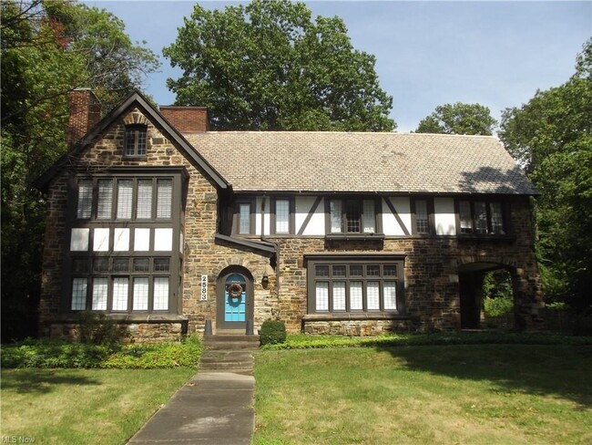 Exceptional Rental on Historic Fairmount Blvd - 2583 Fairmount Blvd