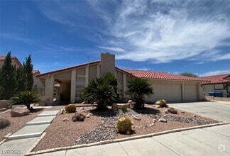 Building Photo - 8640 Cremona Dr