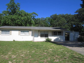 Building Photo - 712 Newport Dr