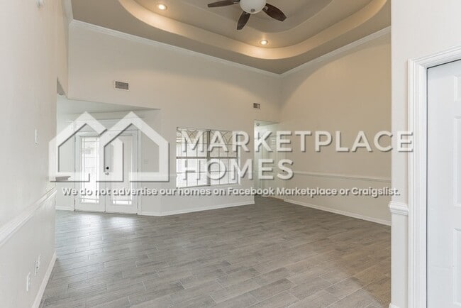 Building Photo - 5975 Diamondback