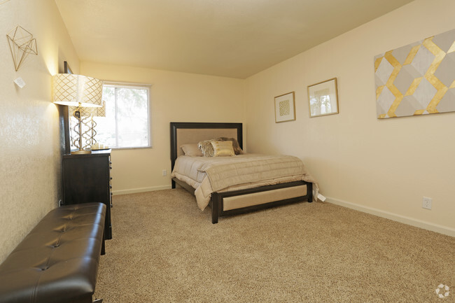 Master Bedroom - Vista Village Apartments