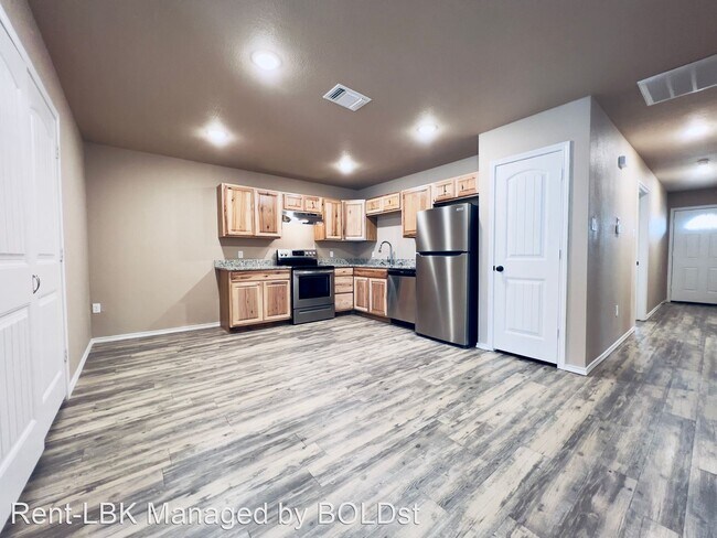 Foto del edificio - 3 br, 2 bath House - 7415 5th Street #3