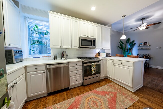 Foto del edificio - 2208 N Sedgwick St