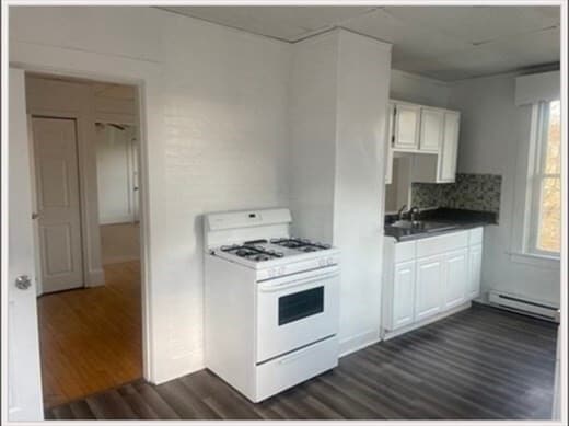 Building Photo - 414 Middleboro Ave