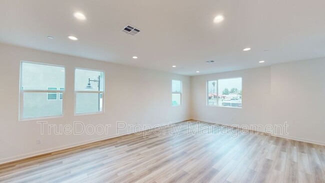 Building Photo - 17251 Faro St