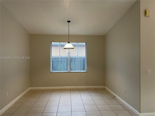 Foto del edificio - 2296 SW 156th Ct