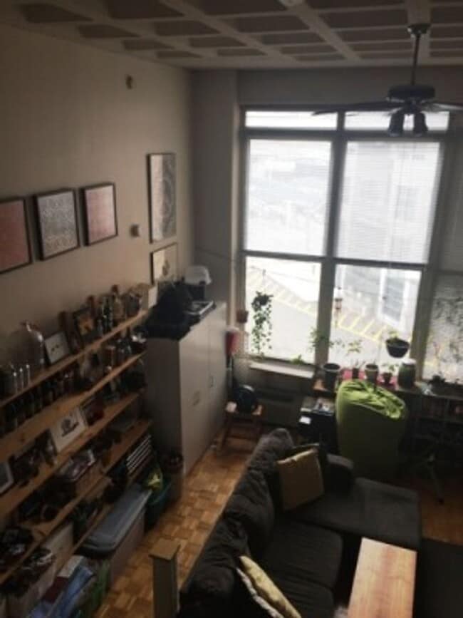 Building Photo - FENWAY Apartment - Available NOW