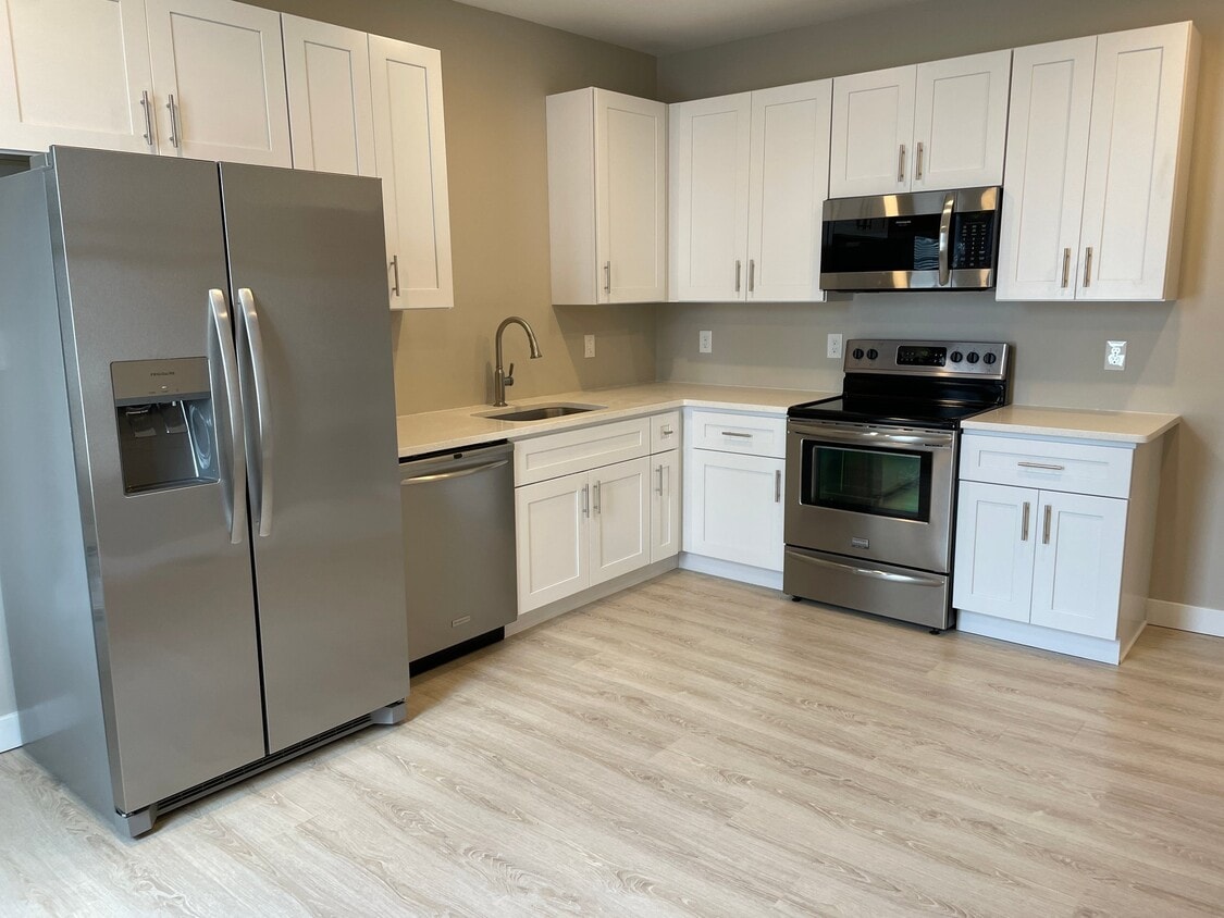 Photo - 145 Dupont St (Philadelphia, PA)