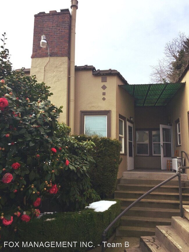Foto del edificio - 329-333 SE 20th Ave