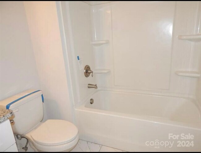 Foto del edificio - 5637 2nd St