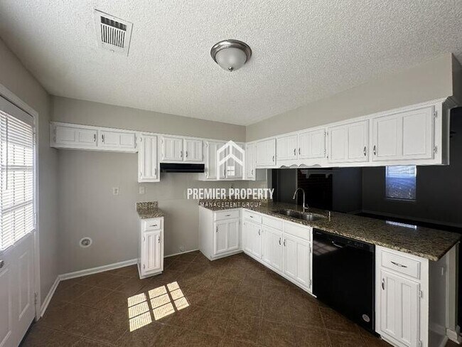 Building Photo - 6997 Tagen Ct