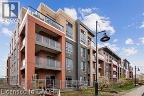 Building Photo - 4040 Upper Middle Rd