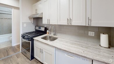 Building Photo - 35-20 Leverich St