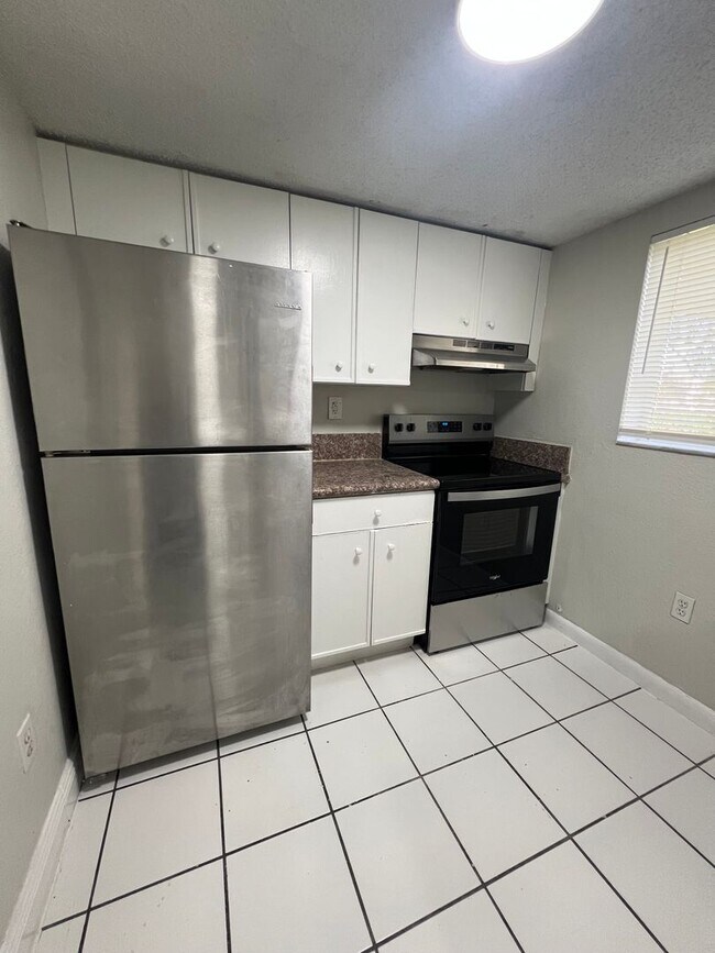 Foto del edificio - 3846 NW 115th Ave