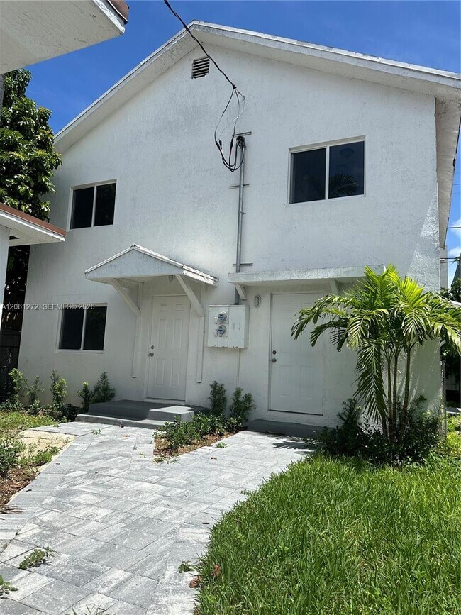 Foto del edificio - 3123 NW 22nd Ct