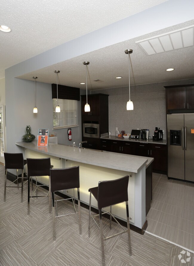 Radbourne Lake Apartments Apartments in Charlotte, NC