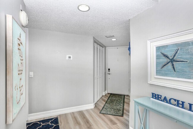 Foto del edificio - Available Short Term, Seasonal, Annual - 1...