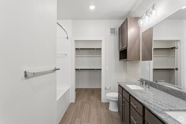 1 dormitorio, 1 baño - 750 pies cuadrados - Baño - Palladium San Antonio
