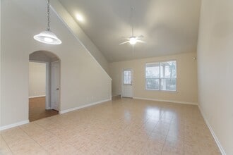 Building Photo - 78 E Heritage Mill Cir