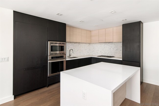 Building Photo - 1388 Kettner Blvd