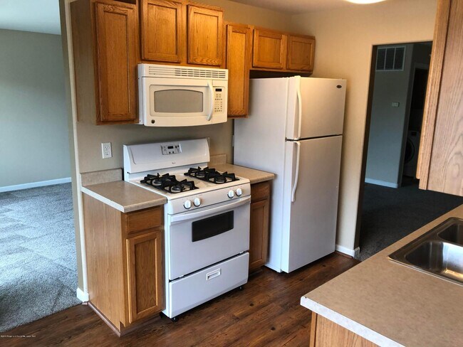 Foto del edificio - 796 Castle Valley Blvd