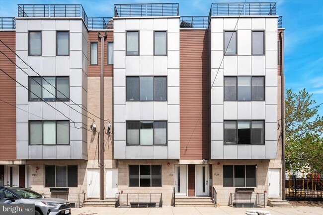 Building Photo - 1731 Carpenter St