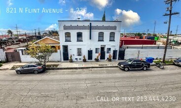 Building Photo - 821 N Flint Ave