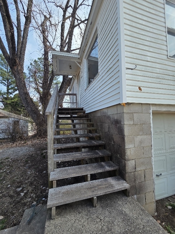 Building Photo - 2102 Woodrow St