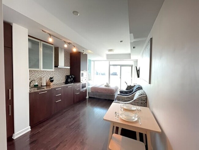 Building Photo - 255 Bremner Blvd